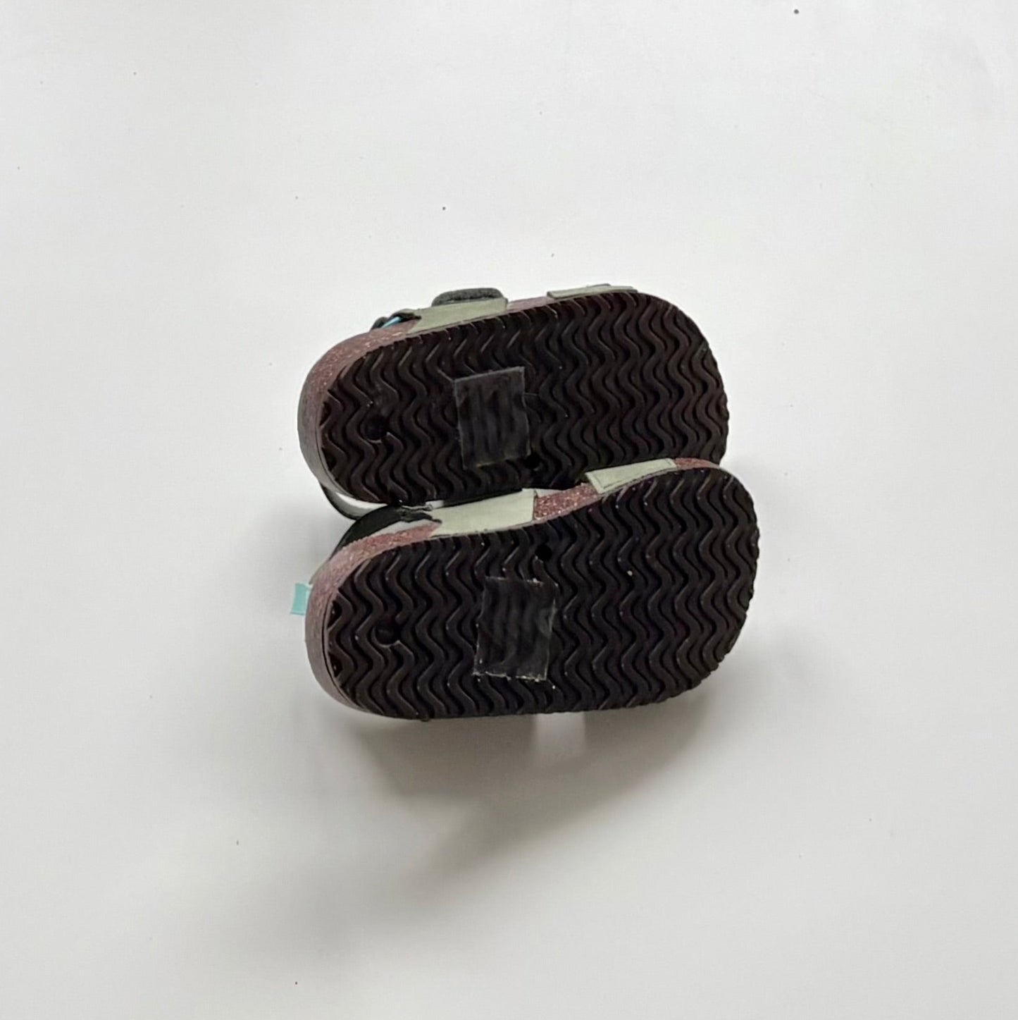 Sandales George | Taille 7US (NEUF)