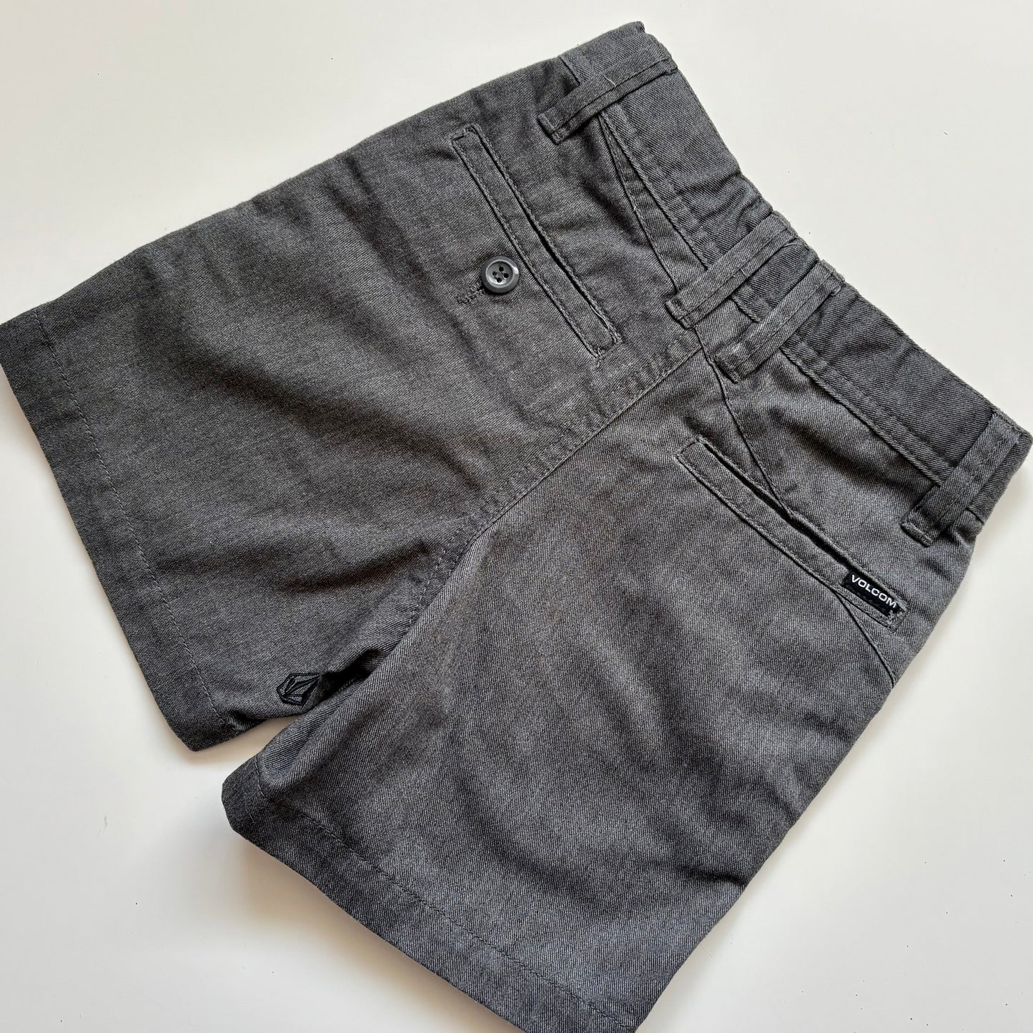 Short Volcom | 2 ans (fait grand)