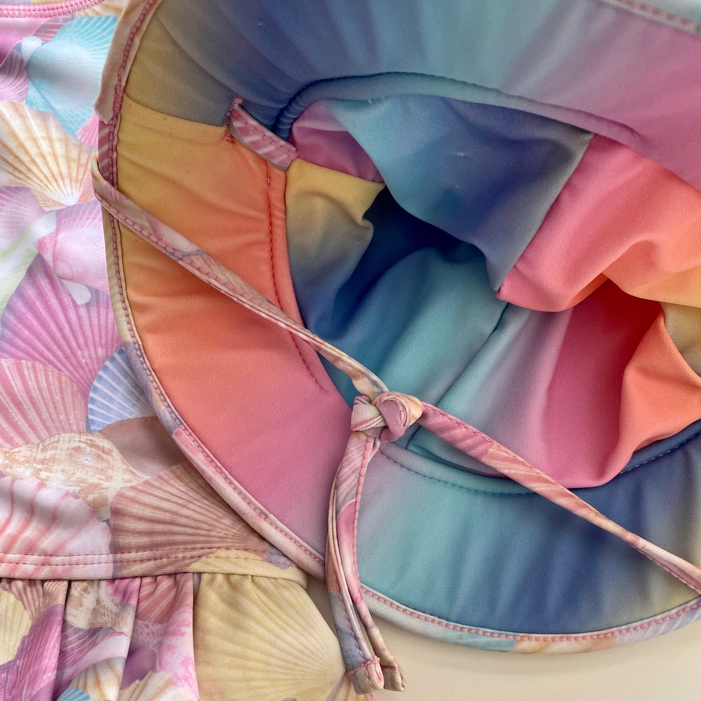 Maillot de bain & chapeau Tag | 12 mois