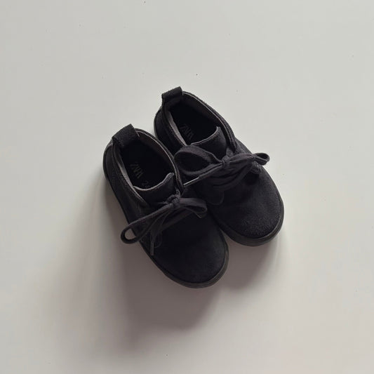 Chaussures en suède Zara | Taille 8US (24 EUR)