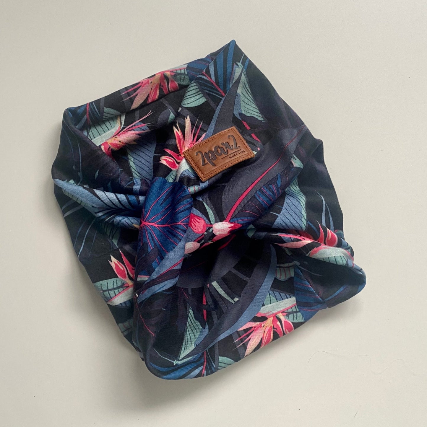 Cache-cou torsadé Deux par deux | 6-24 mois