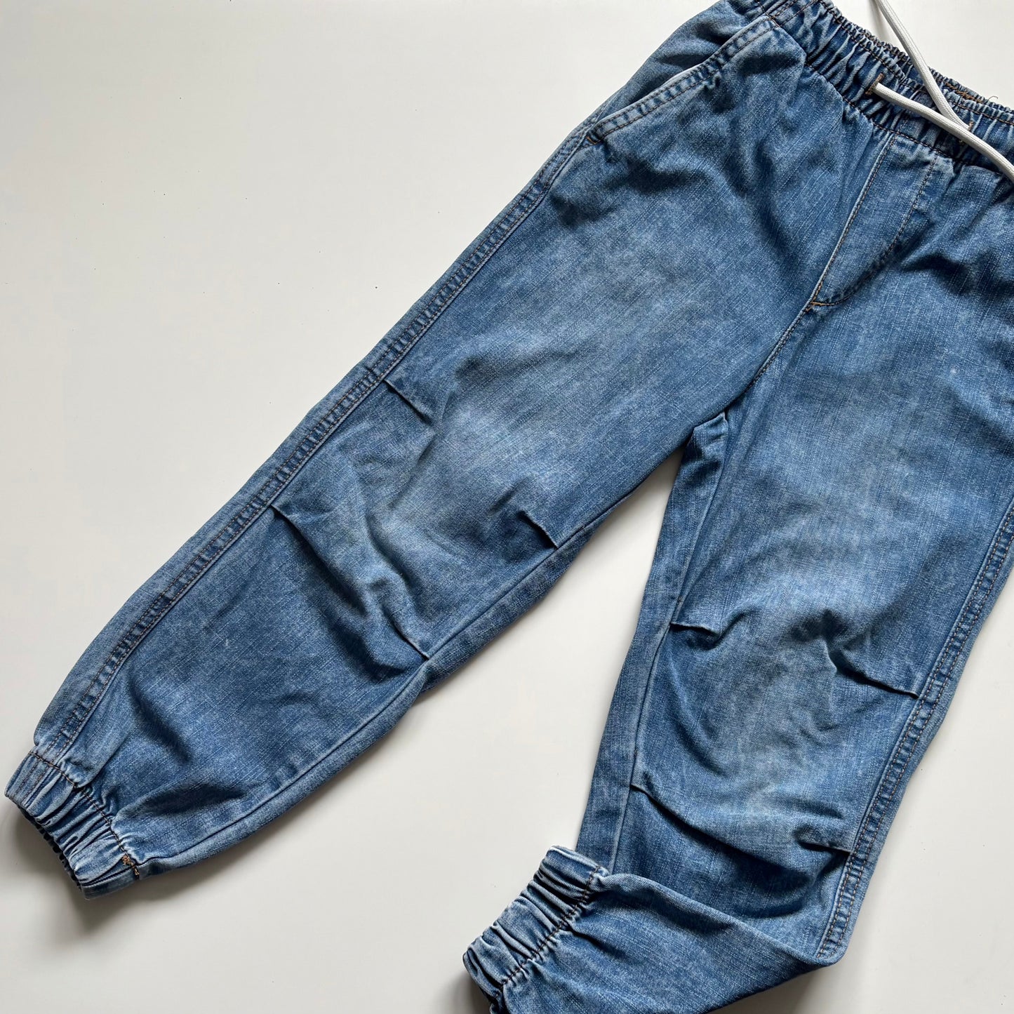 Jeans H&M | 4-5 ans (fait grand)