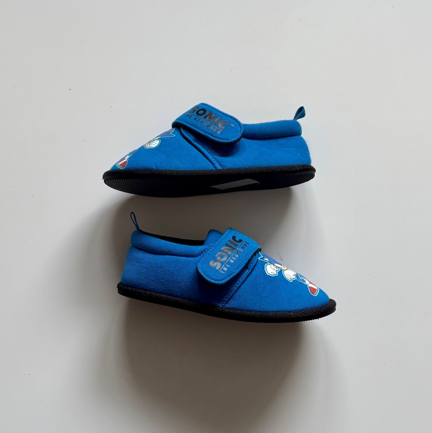 Pantoufles H&M x Sonic | Taille 11-12US