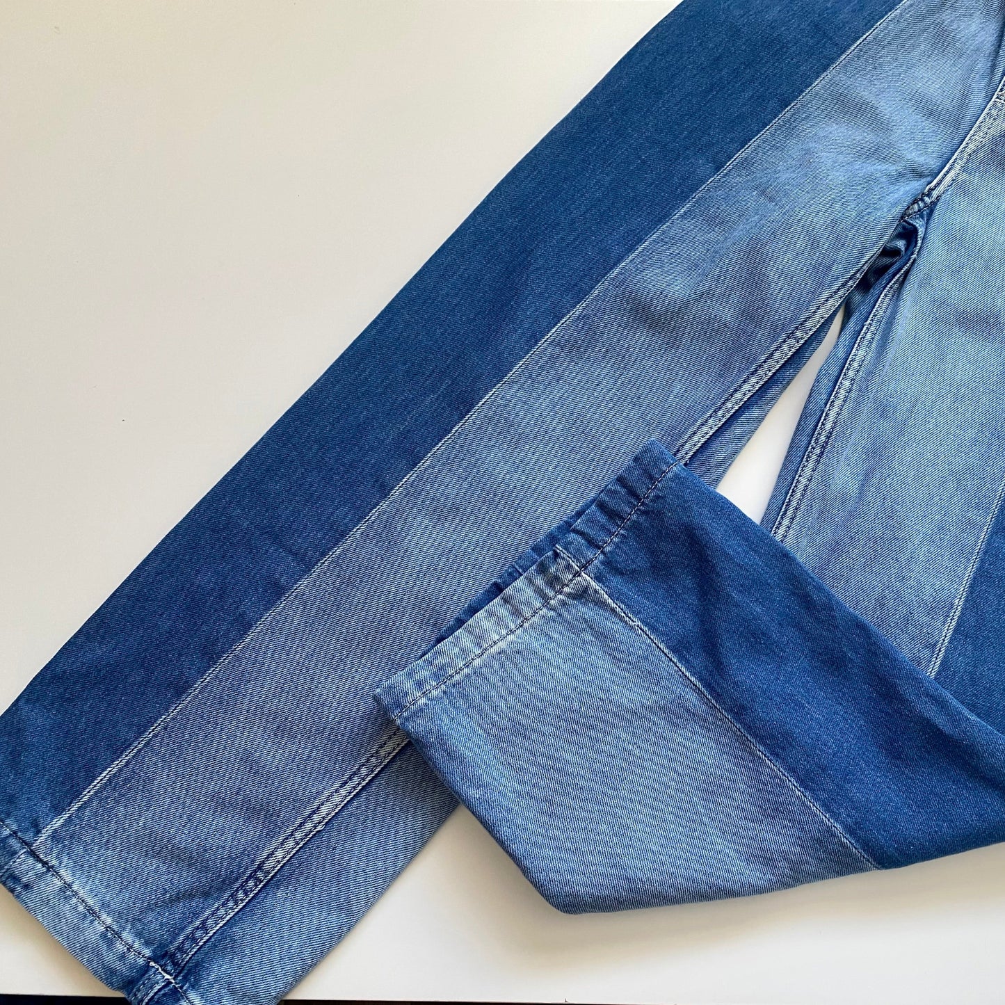 Jeans jambes évasées H&M | 9-10 ans (NEUF)