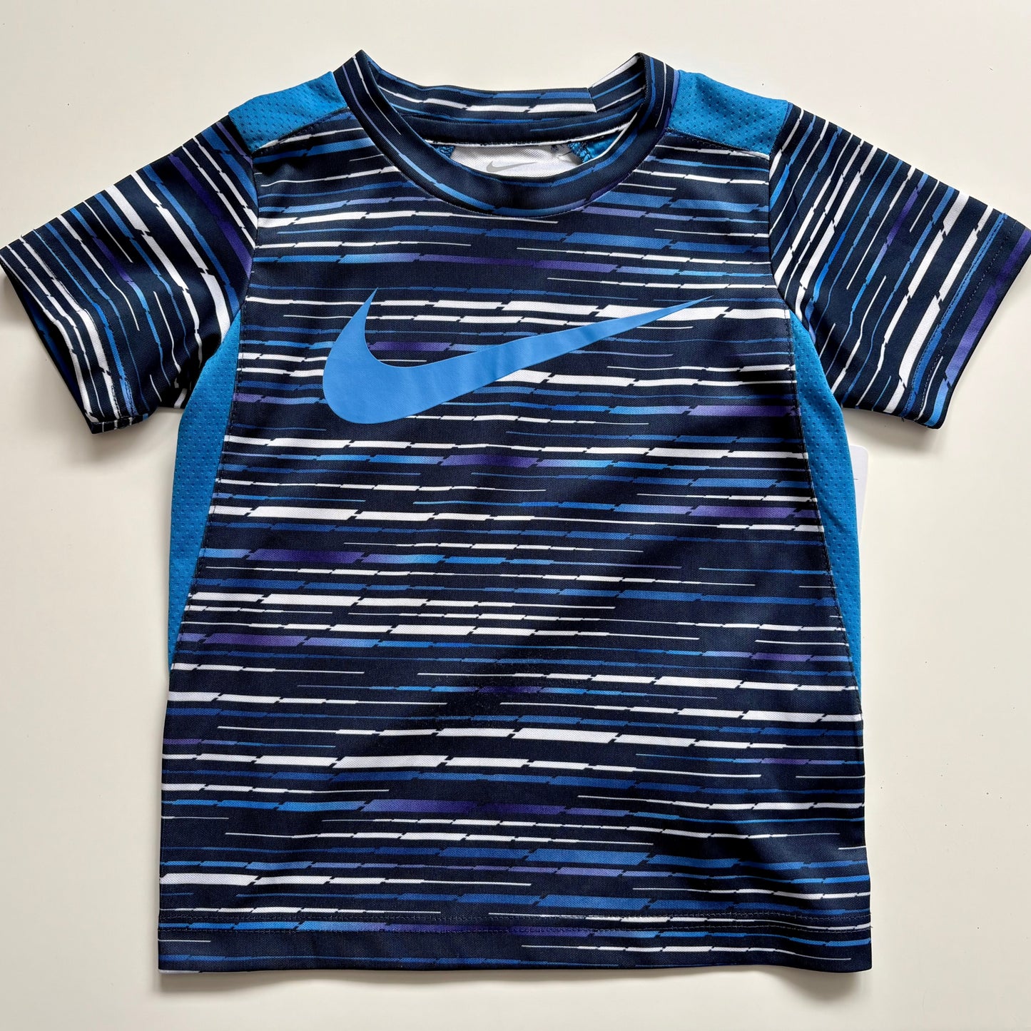T-Shirt 'dri fit' Nike | 3-4 ans (NEUF)