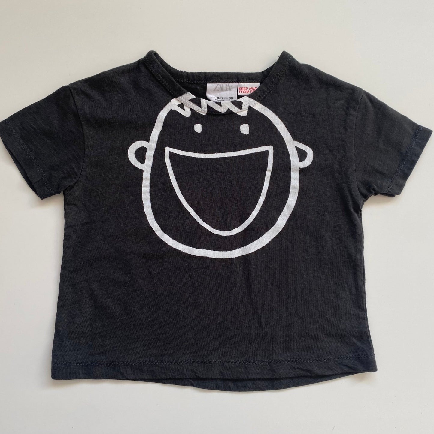 T-Shirt Zara | 3-6 mois (fait grand)