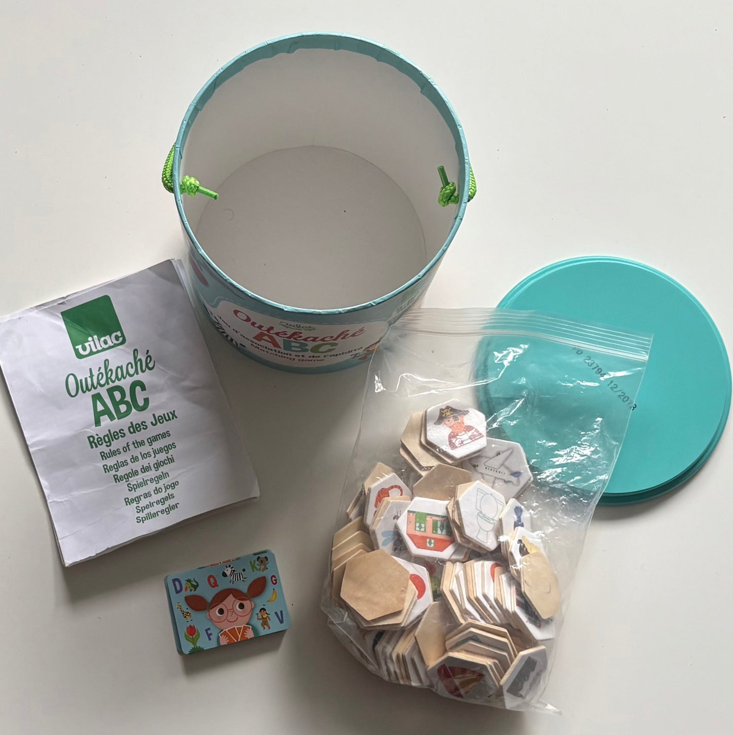 Jeu - Outékaché - Vilac (6 ans et +)