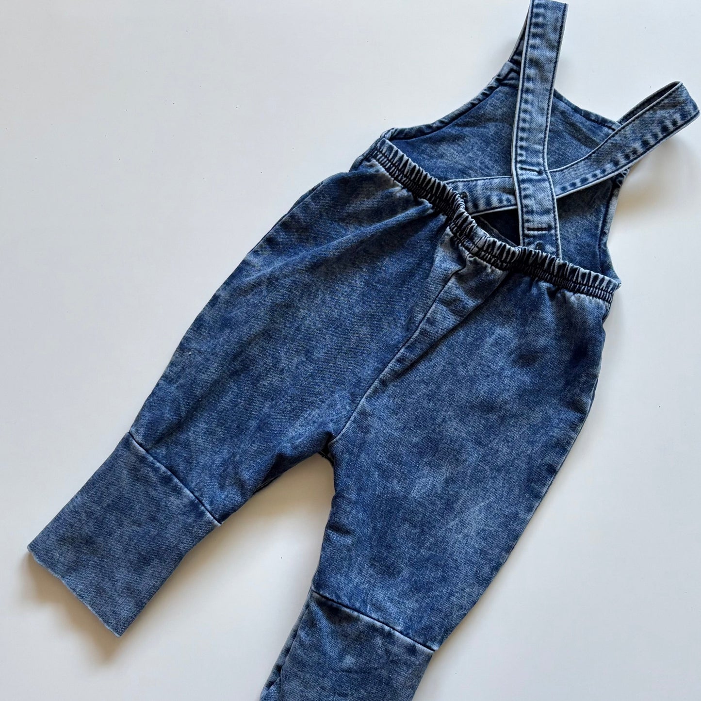 Salopette évolutive en denim Blumind | 0-6 mois