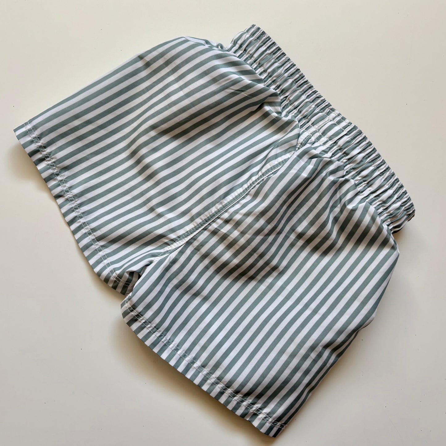 Maillot de bain avec filet H&M | 9-12 mois (fait grand)
