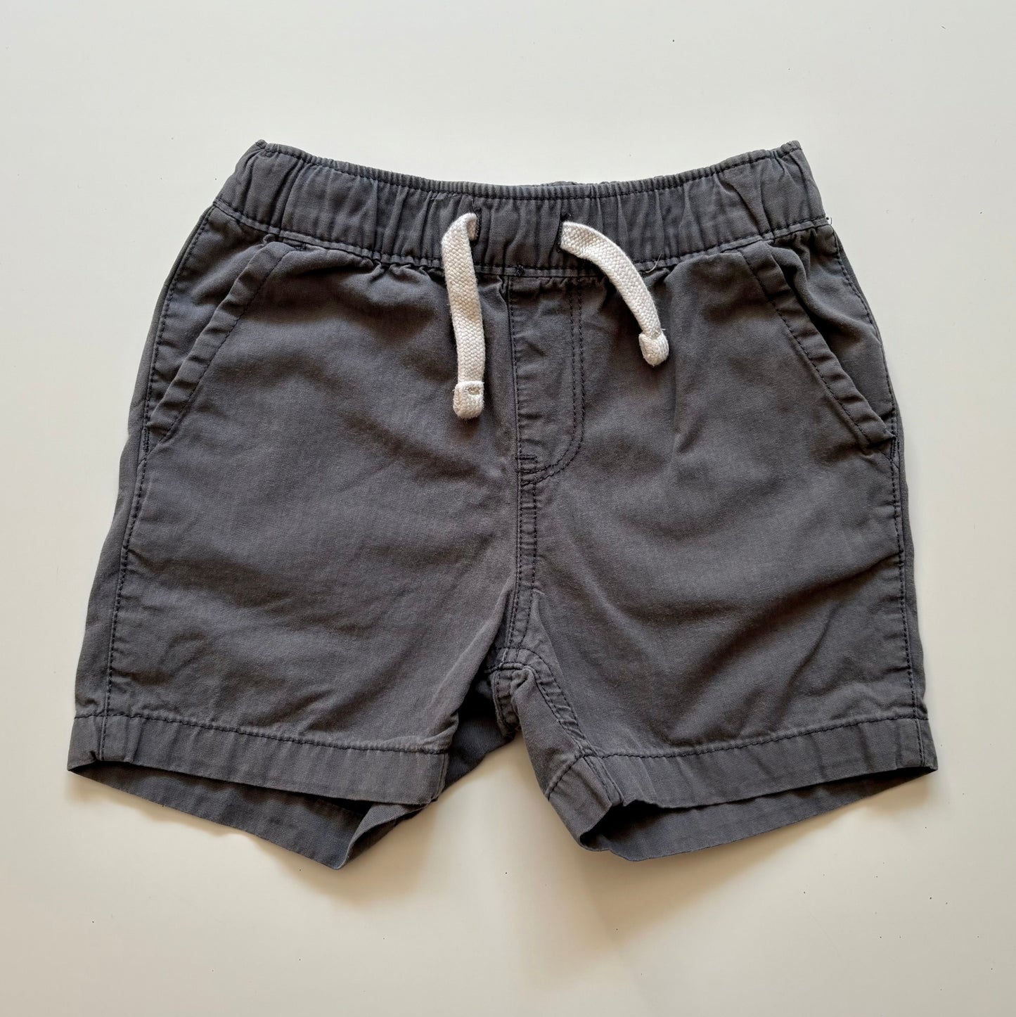 Short Children Place | 18-24 mois (fait grand)