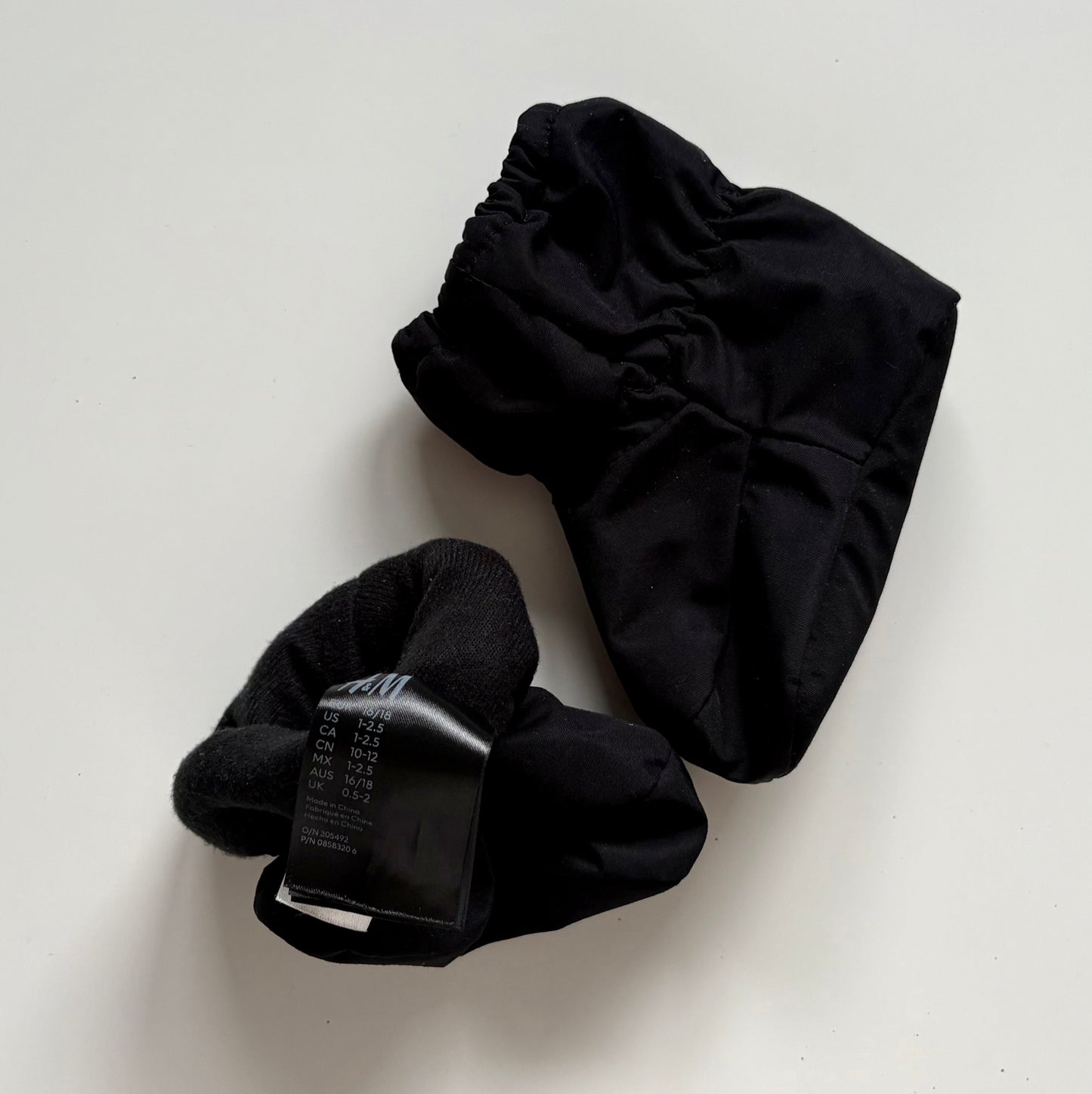 Chaussons imperméables H&M | 3-9 mois (1-2.5US)
