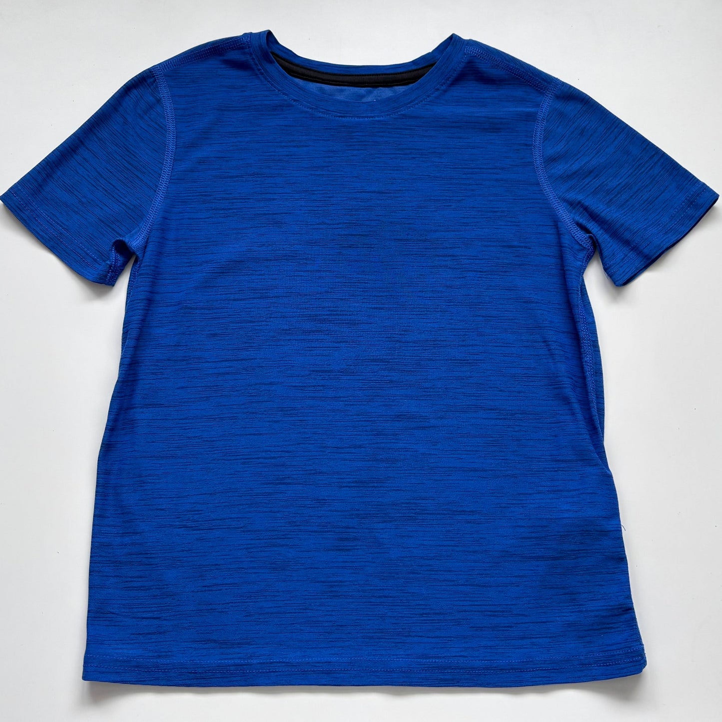 T-Shirt Old Navy Active | 6-7 ans (Small)