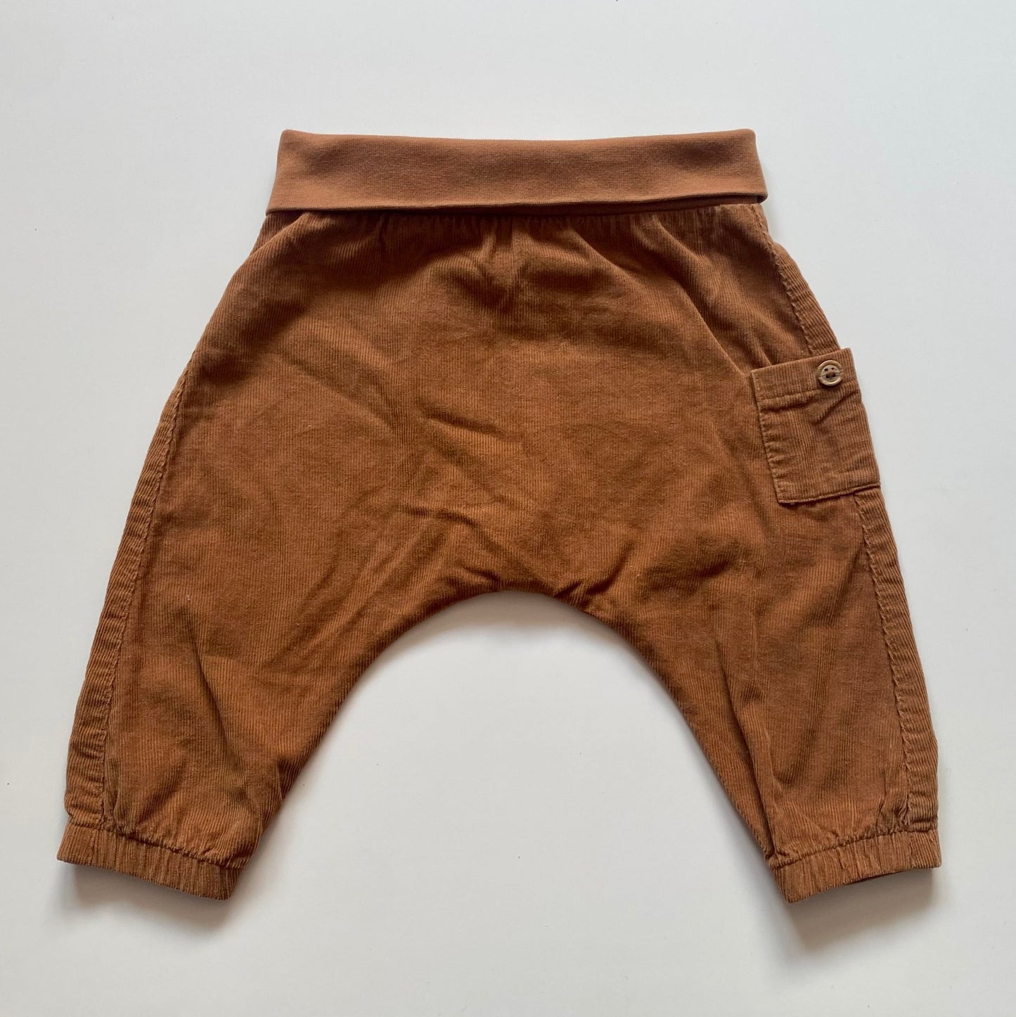 Pantalon H&M | 4-6 mois (fait grand)