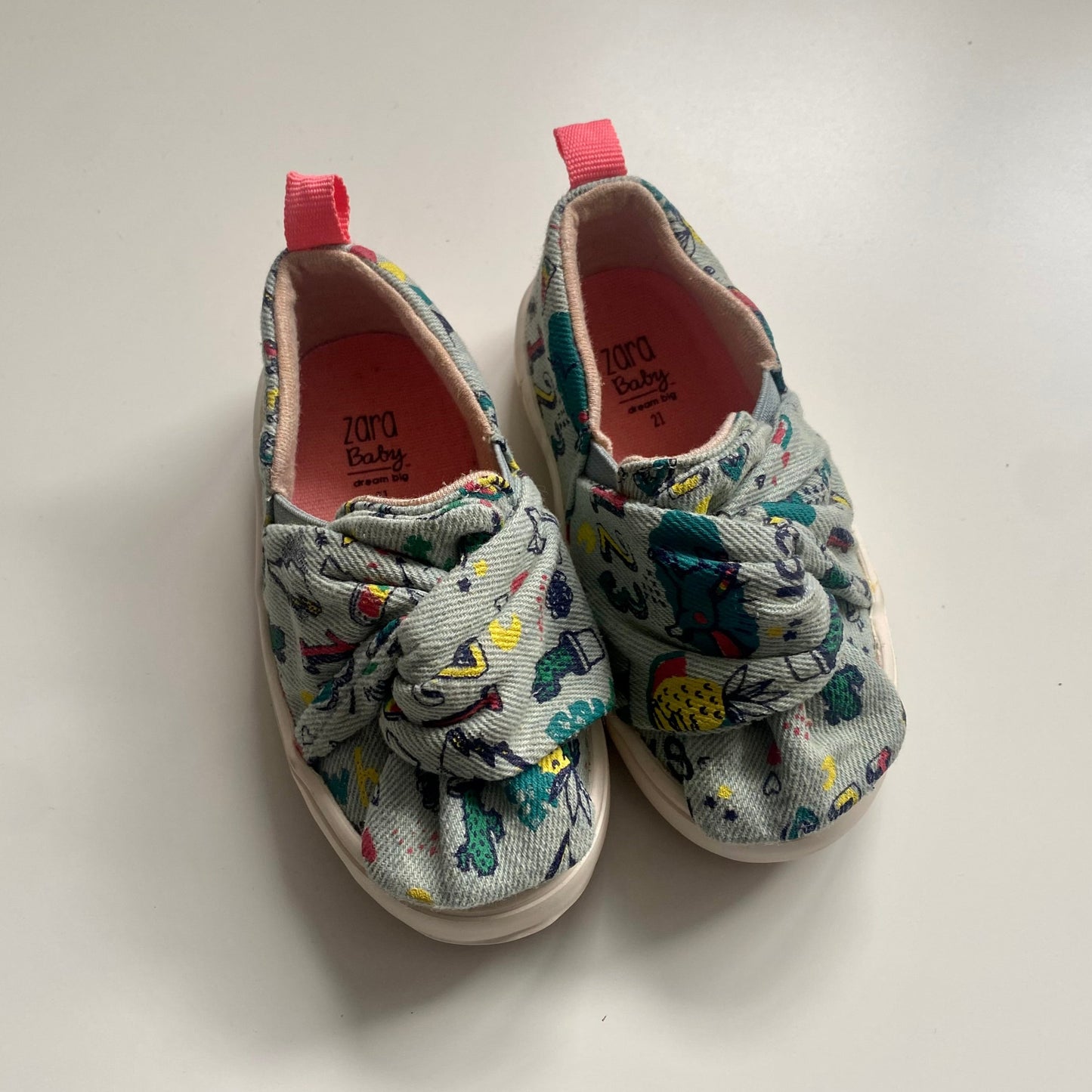 Chaussures Zara | Taille 5US
