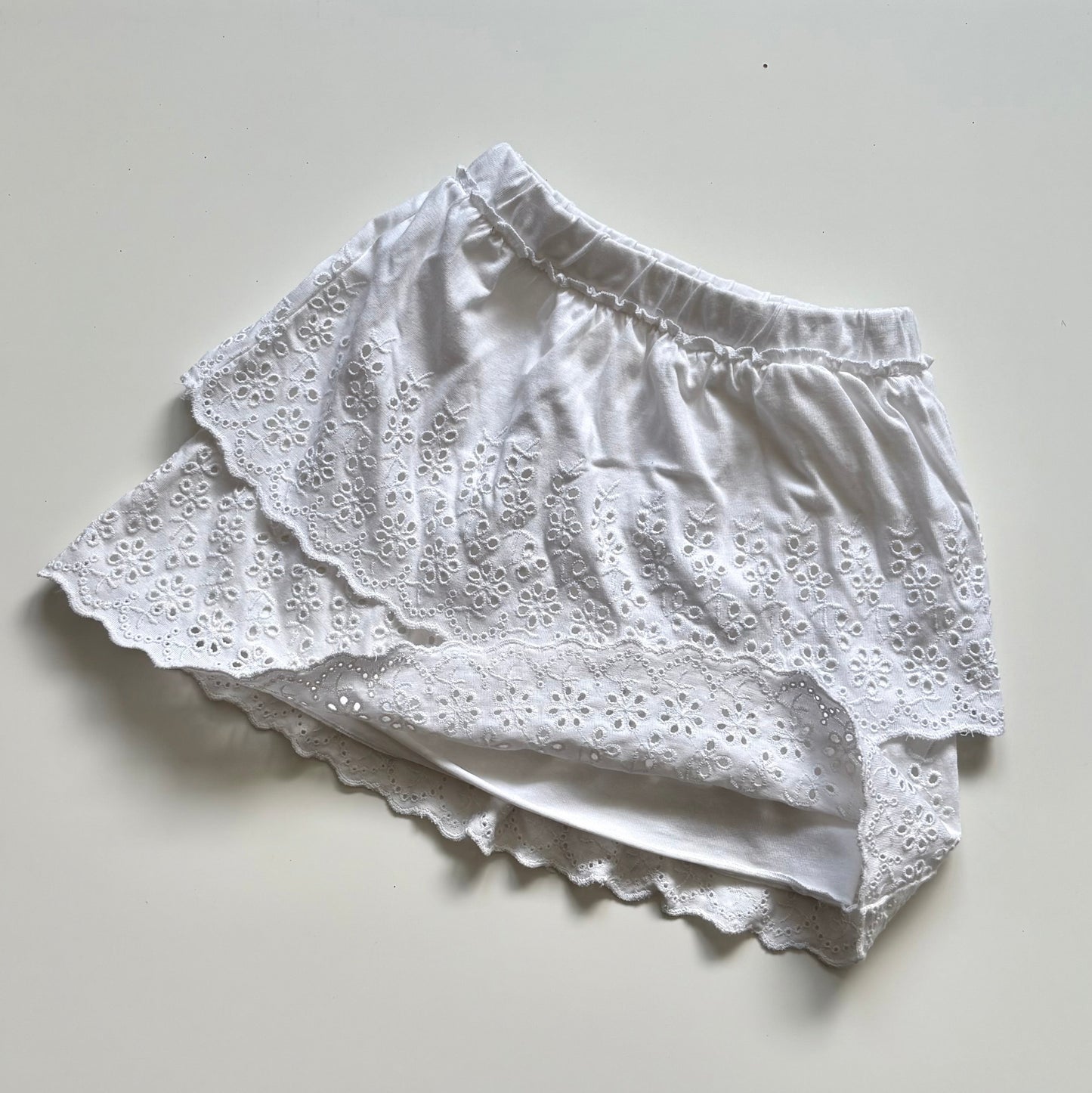 Jupe avec broderies Zara | 6 ans