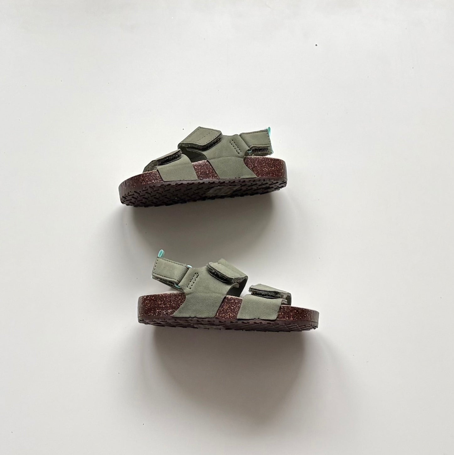 Sandales George | Taille 7US (NEUF)
