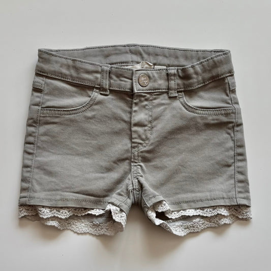 Short H&M 4-6 ans (fait 4 ans)