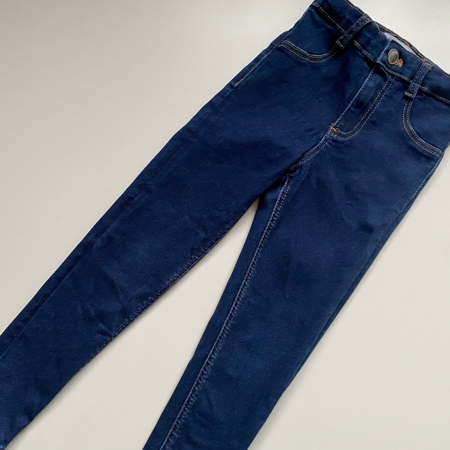 Jeans Zara 6 ans (jambe étroite)