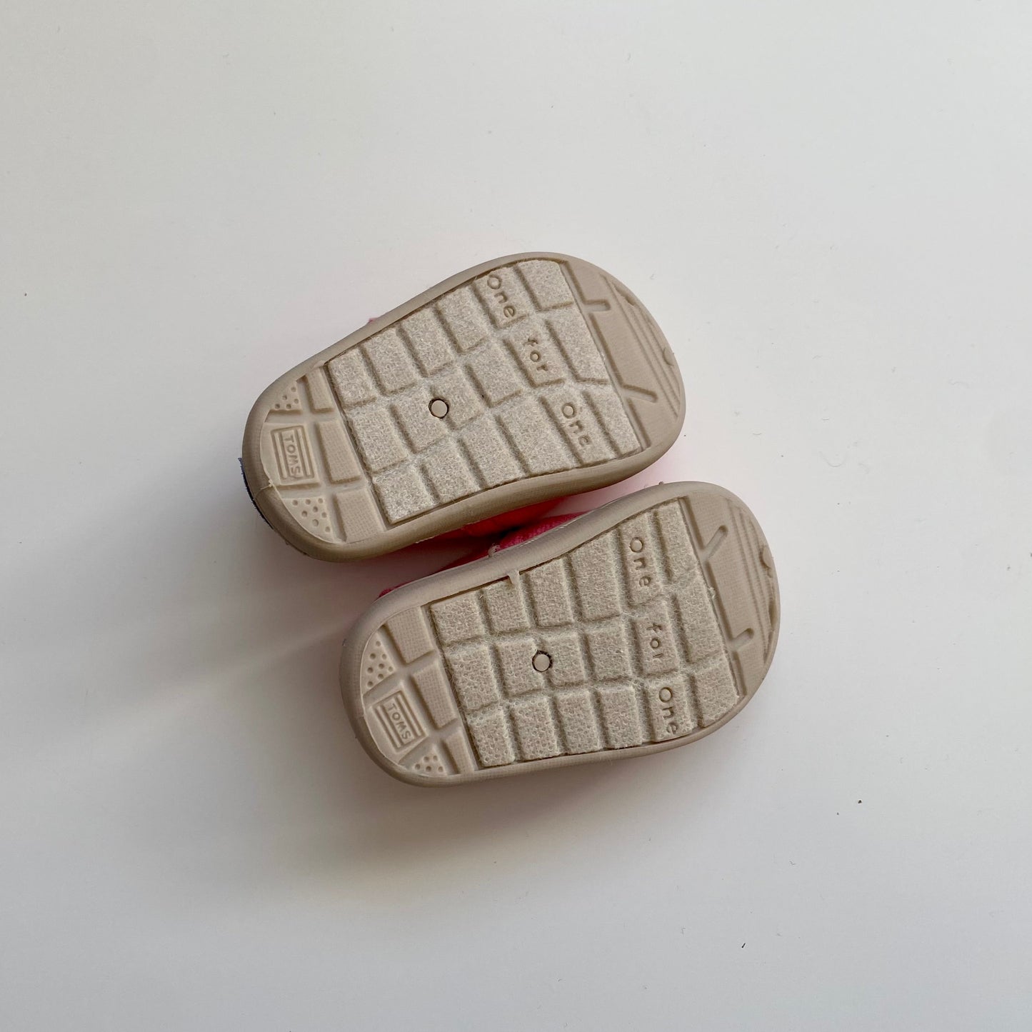 Chaussures TOMS | Taille 2US (3-6 mois)