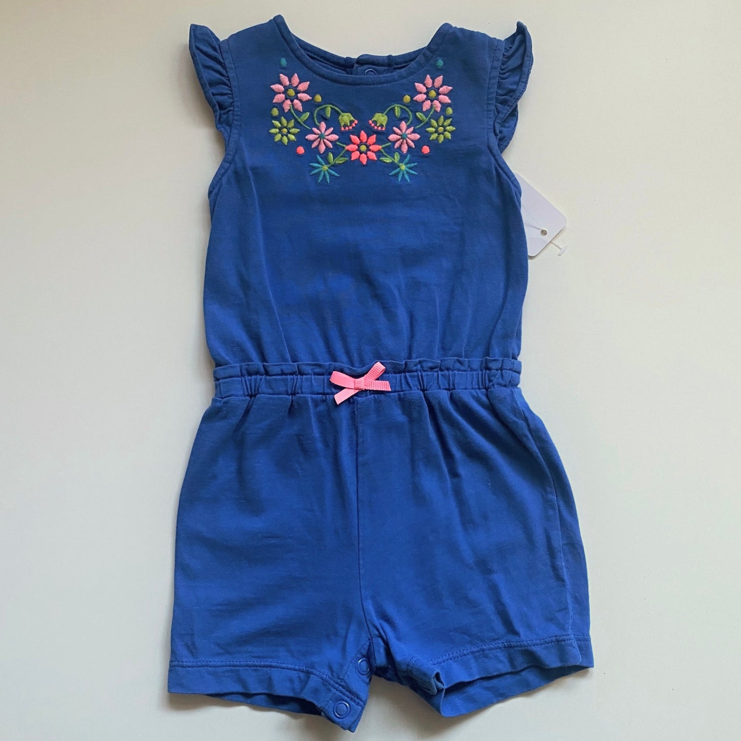 Une pièce Carters | 9 mois