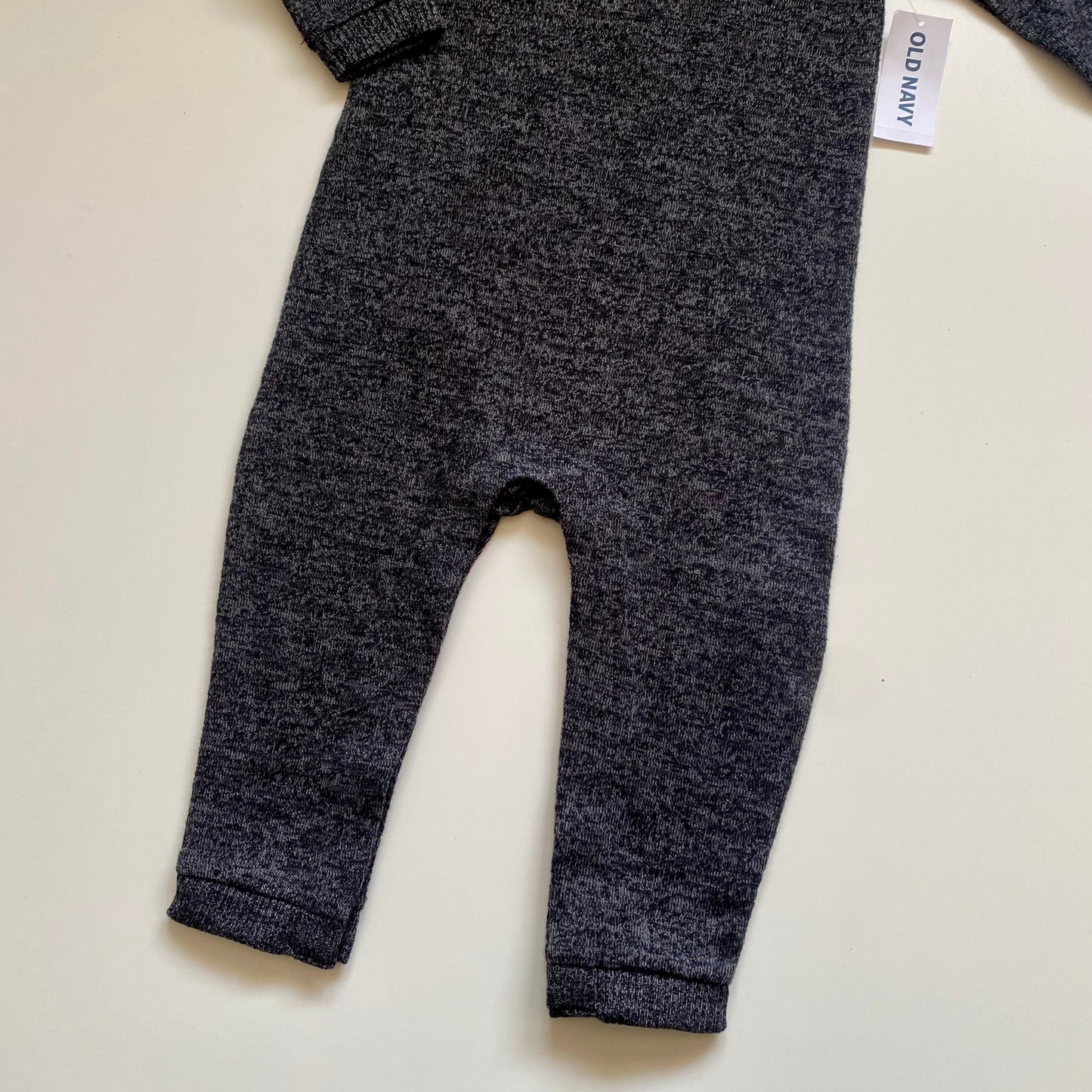 Une pièce sans patte Old navy 12-18 mois