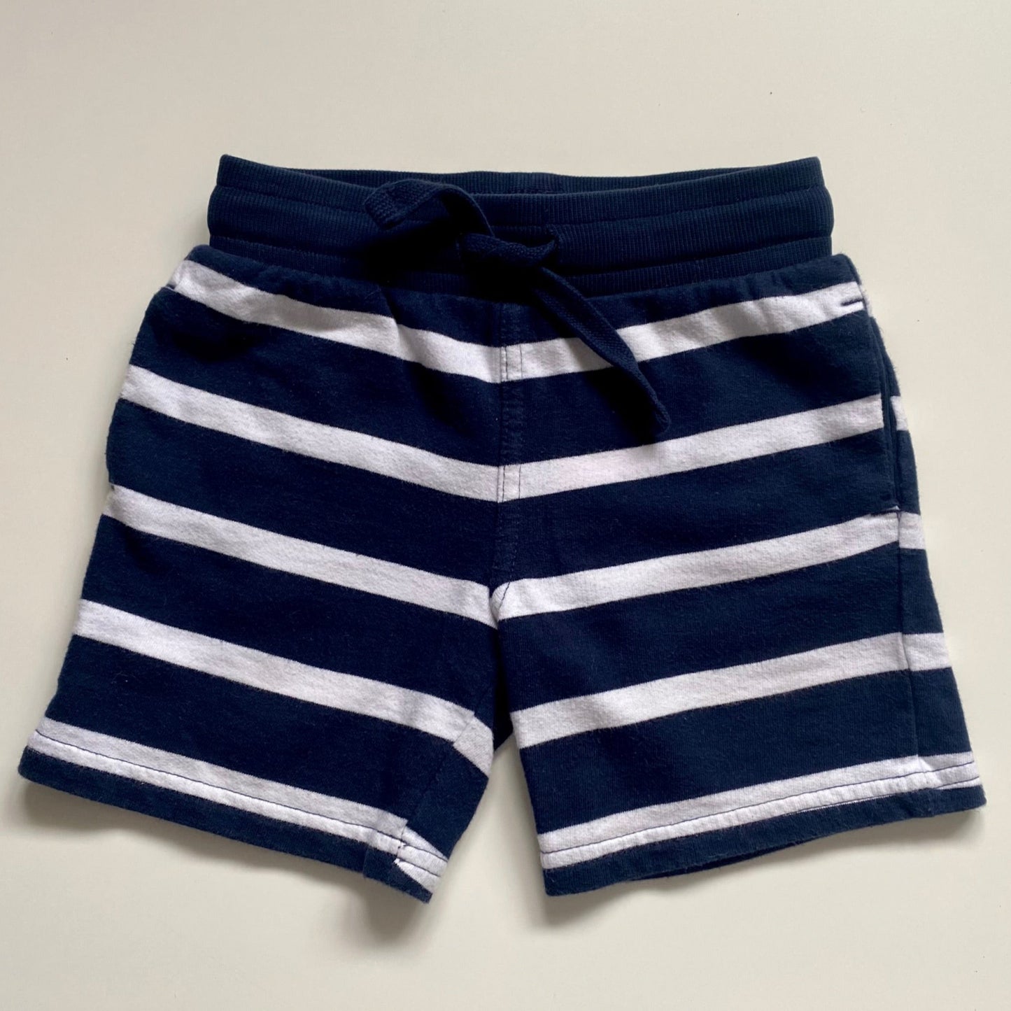 Short H&M 2-3 ans