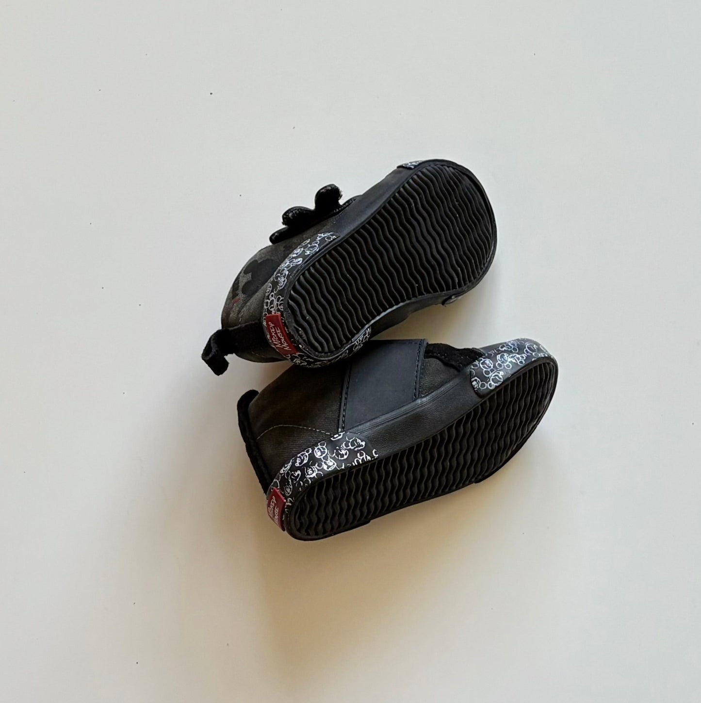 Chaussures Zara x Disney | Taille 5US