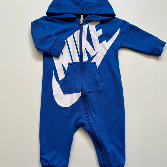 Une pièce Nike | 6 mois