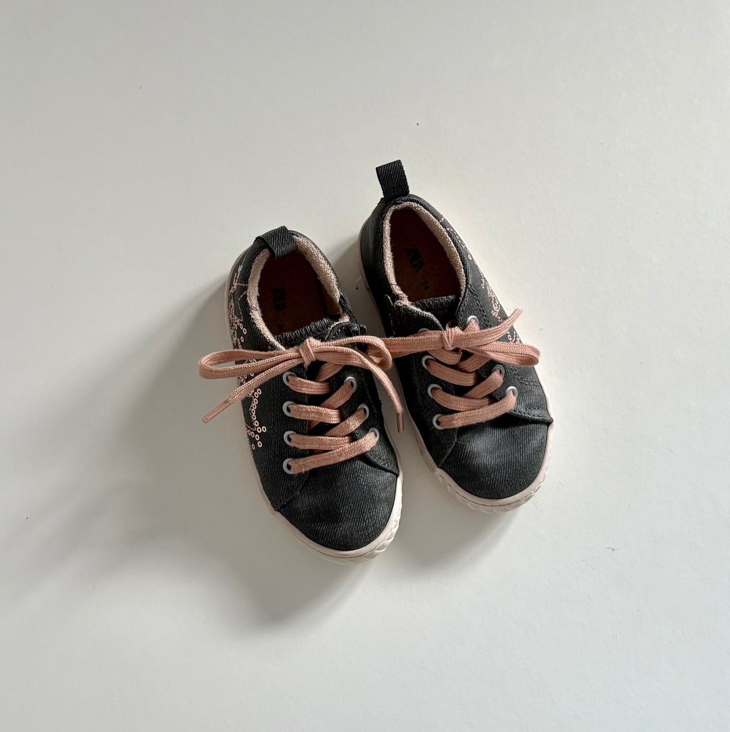 Chaussures Zara | Taille 7.5US