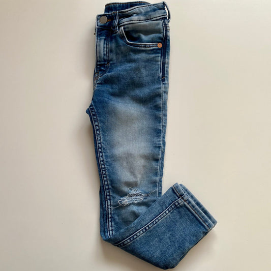 Jeans H&M 5-6 ans (fait grand)