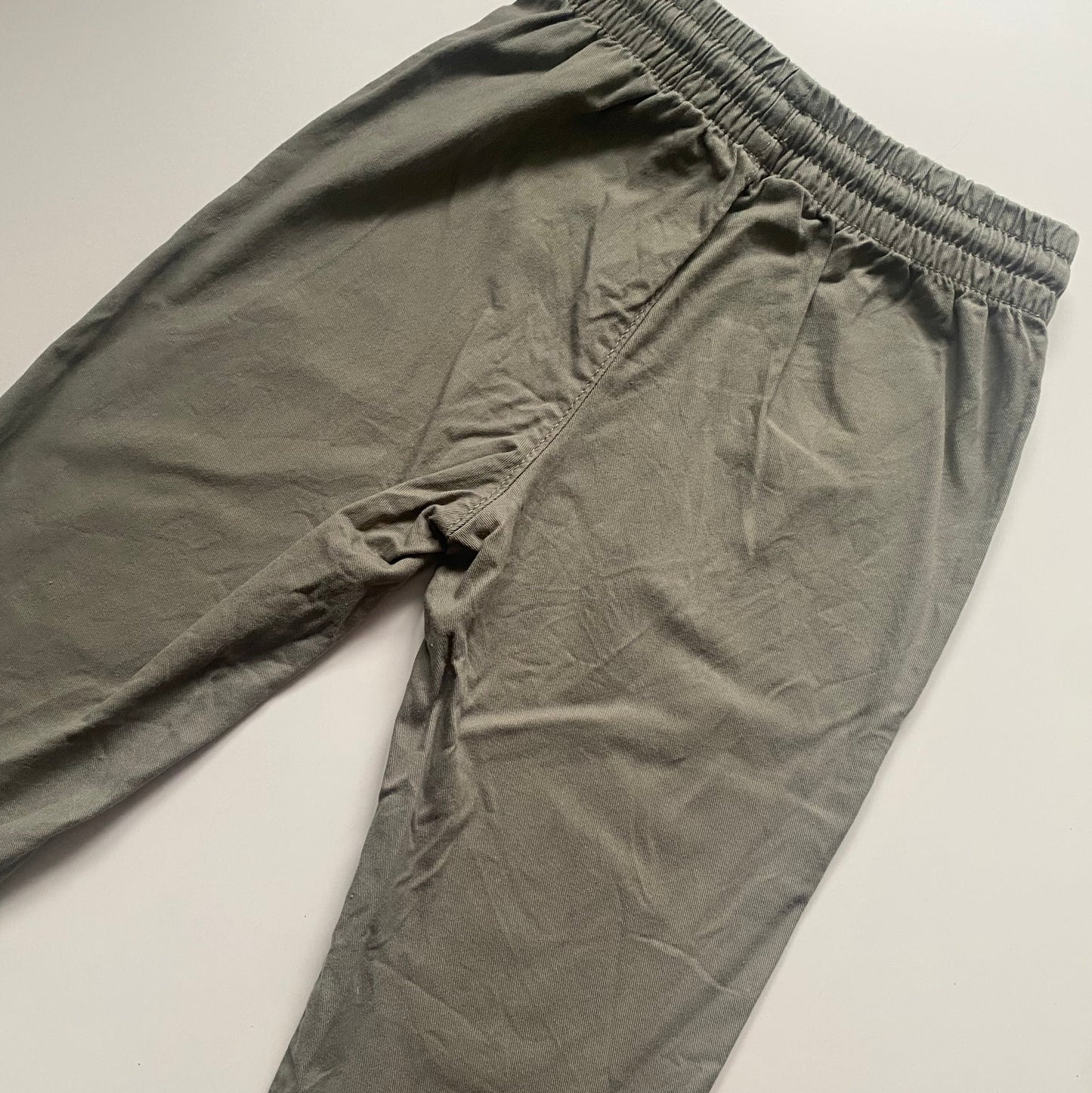 Pantalon H&M 5-6 ans (fait grand)