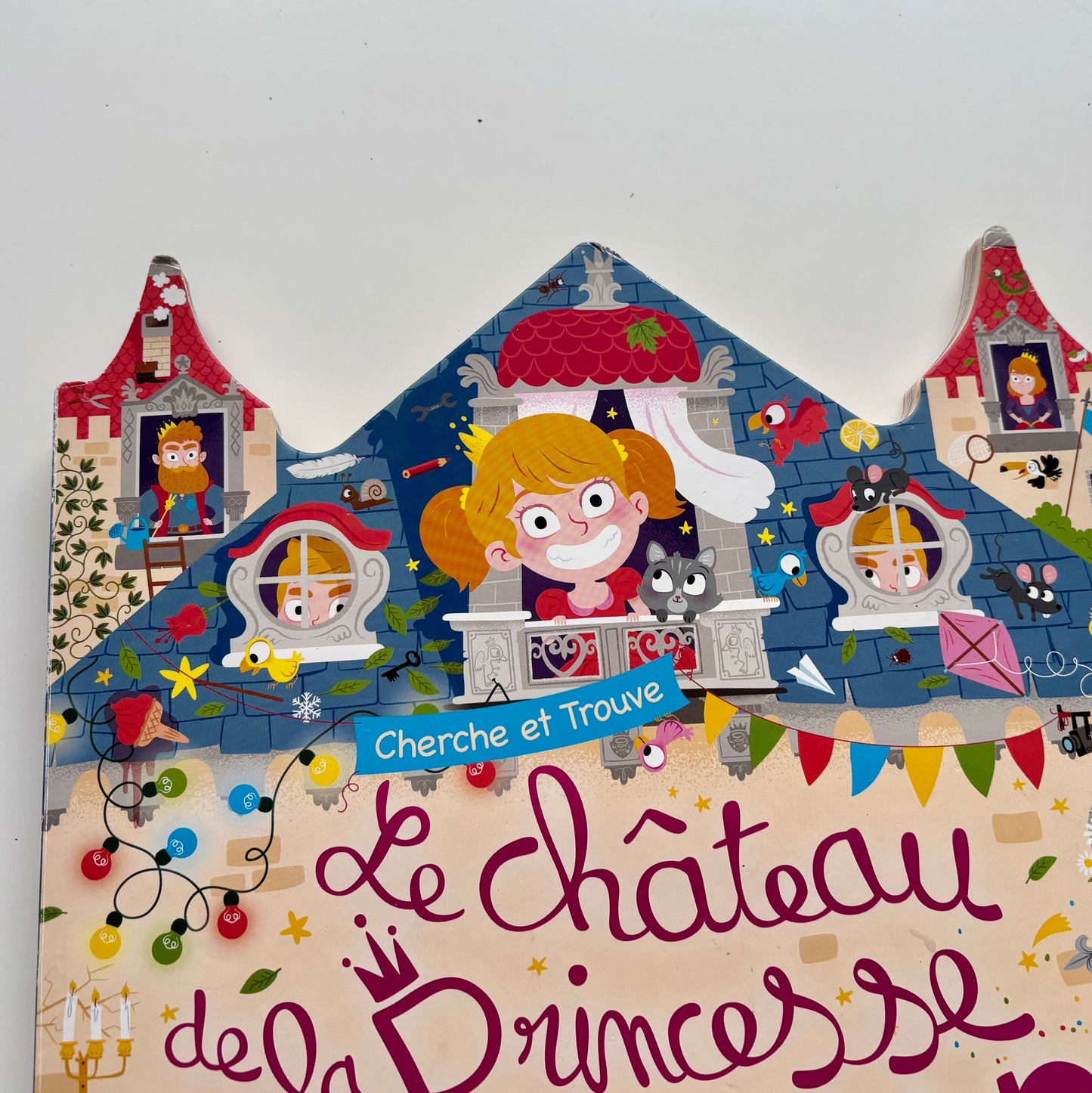 Livre cartonné - Cherche et trouve : Le château de la princesse Dubazar (Auzou)