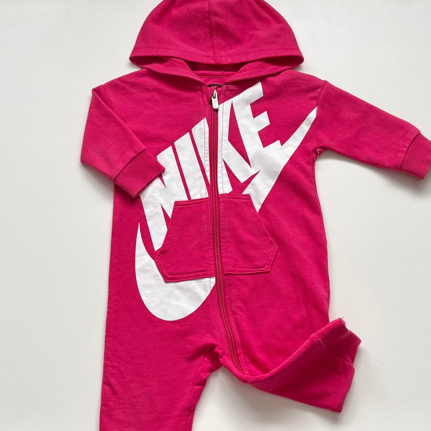 Une pièce Nike | 6 mois