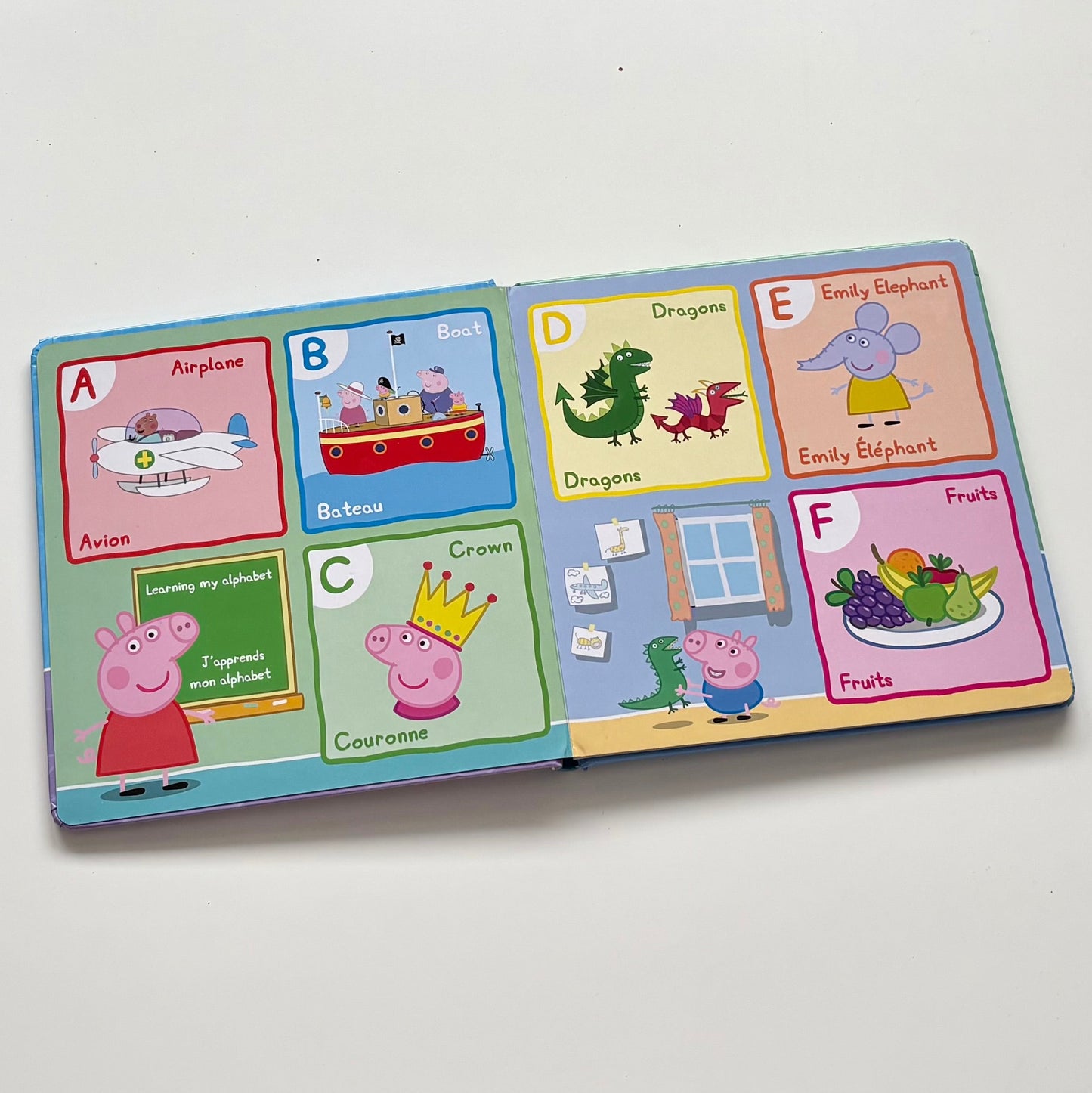 Livre cartonné - Peppa Pig : J'apprends mon alphabet (français/anglais)