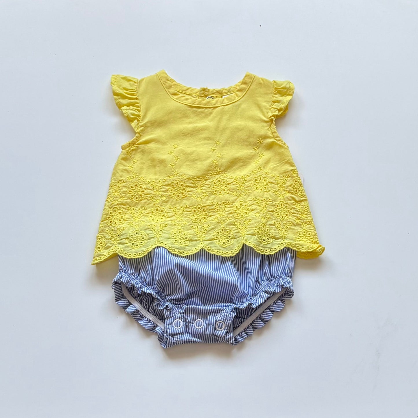 Une pièce Carters | 3 mois