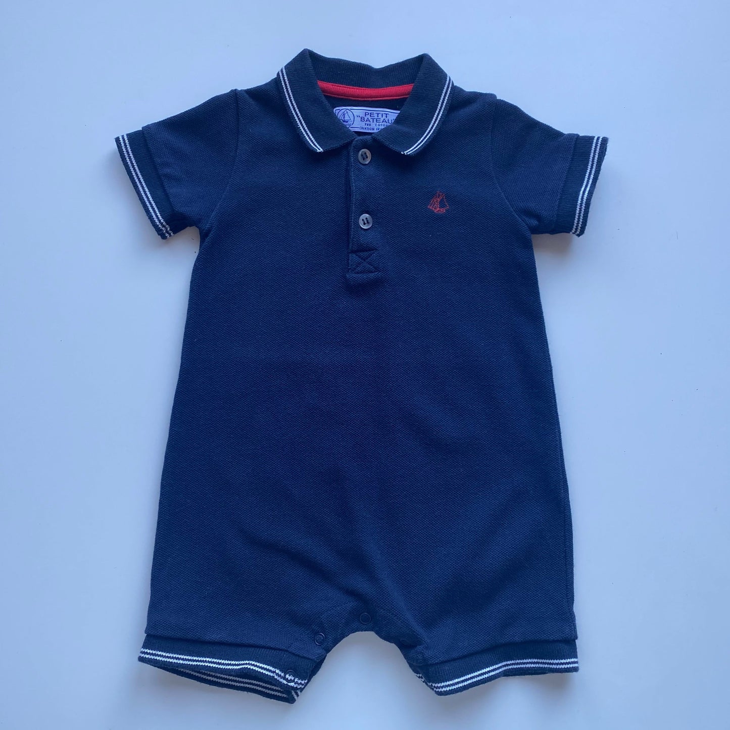 Une pièce Petit Bateau 6 mois